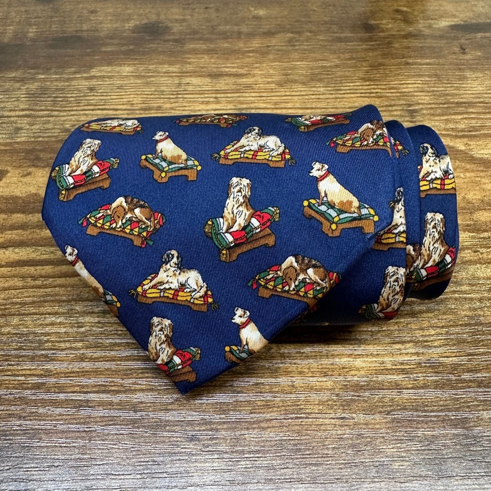 Salvatore Ferragamo Mens Navy Blue Silk Dog Print Novelty Necktie Made in Italy